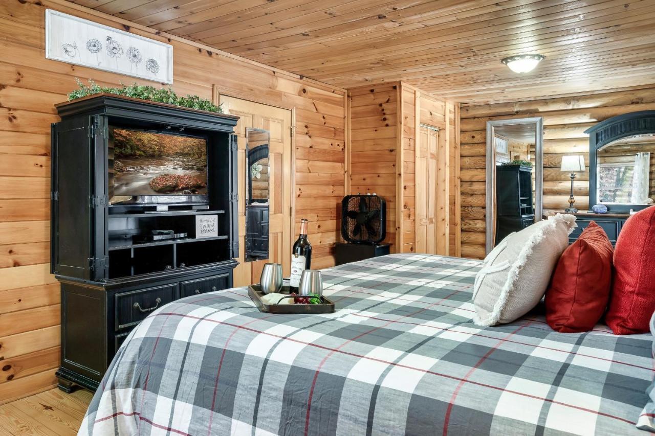 Villa Bear Nakid Pigeon Forge Esterno foto